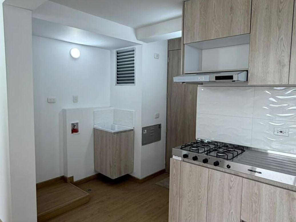 Apartamento de 2 alcobas en venta en Usaquén, Bogotá, 40 m² · foto 3 de 11