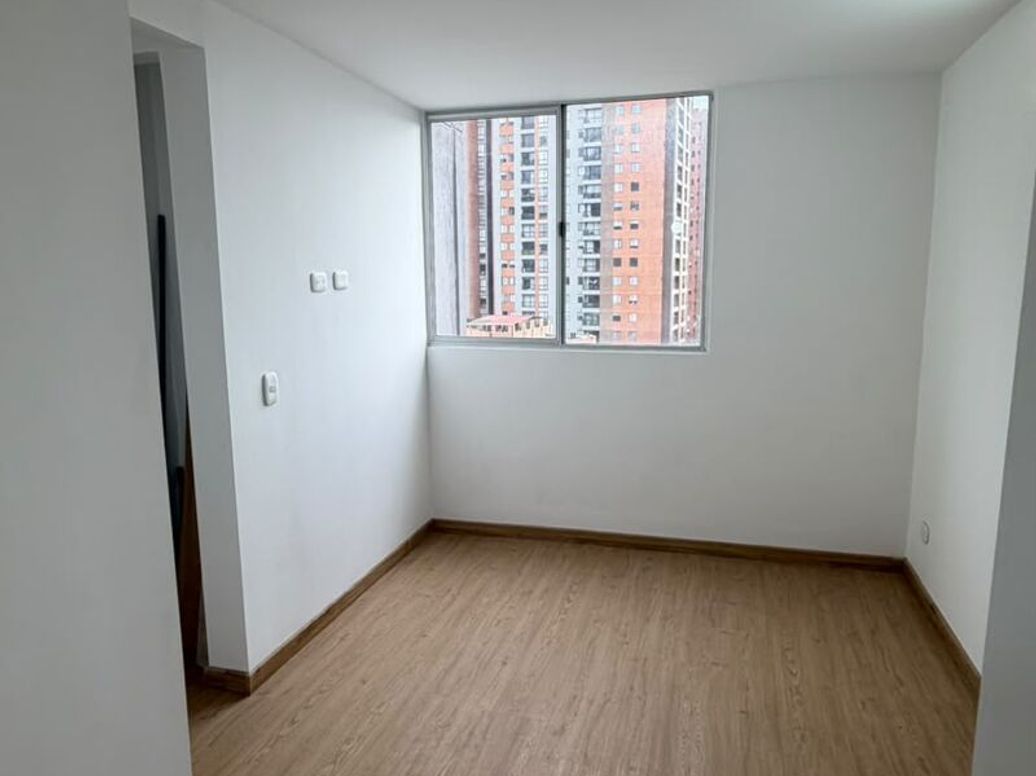 Apartamento de 2 alcobas en venta en Usaquén, Bogotá, 40 m² · foto 6 de 11