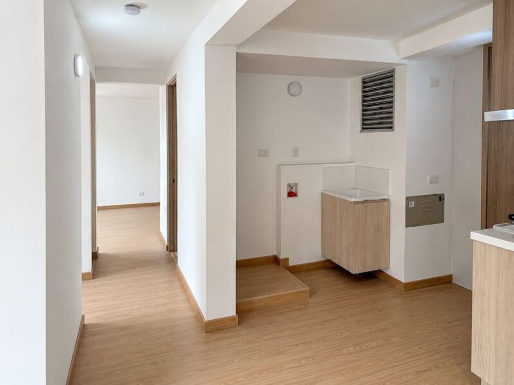Apartamento de 2 alcobas en venta en Usaquén, Bogotá, 40 m² · foto 4 de 11