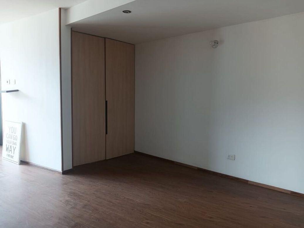 Apartamento de 1 alcoba en venta en Chapinero, Bogotá, 33 m² · foto 5 de 9