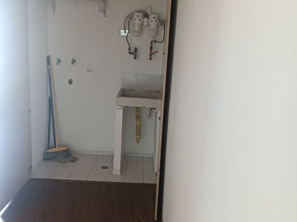 Apartamento de 1 alcoba en venta en Chapinero, Bogotá, 33 m² · foto 7 de 9