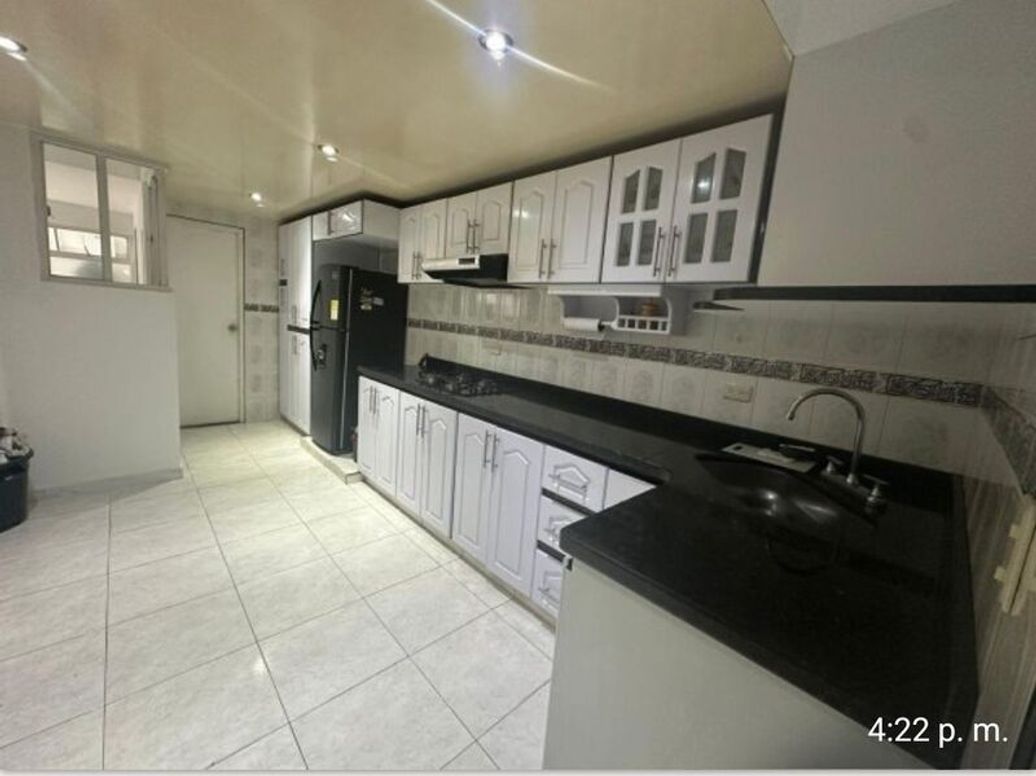 Casa de 4 alcobas en venta en Julio Flórez, Bogotá, 160 m² · foto 5 de 10