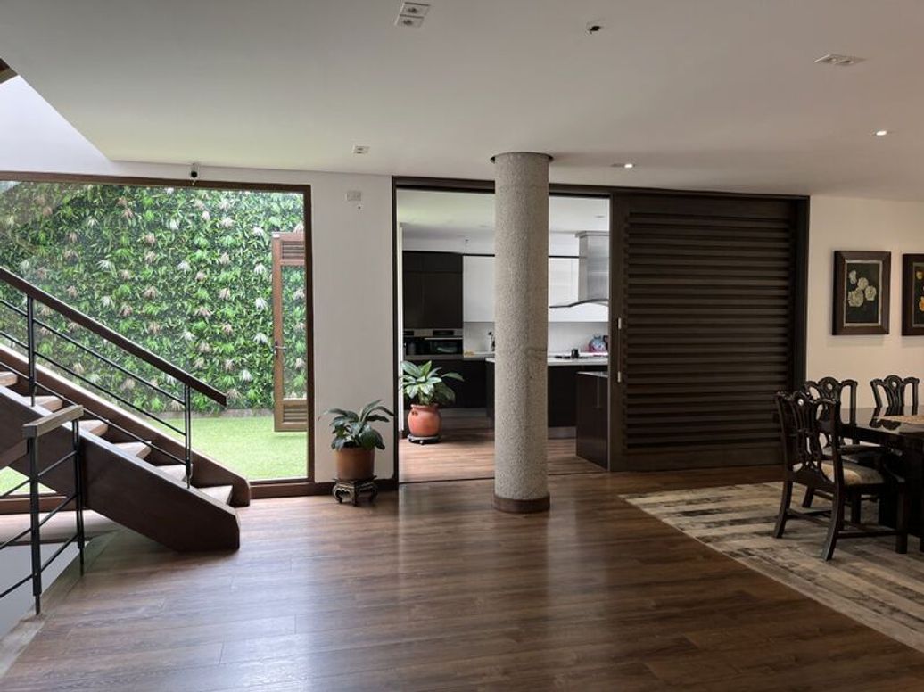 Casa de 4 alcobas en venta en Santa Ana Oriental, Bogotá, 400 m² · foto 3 de 20