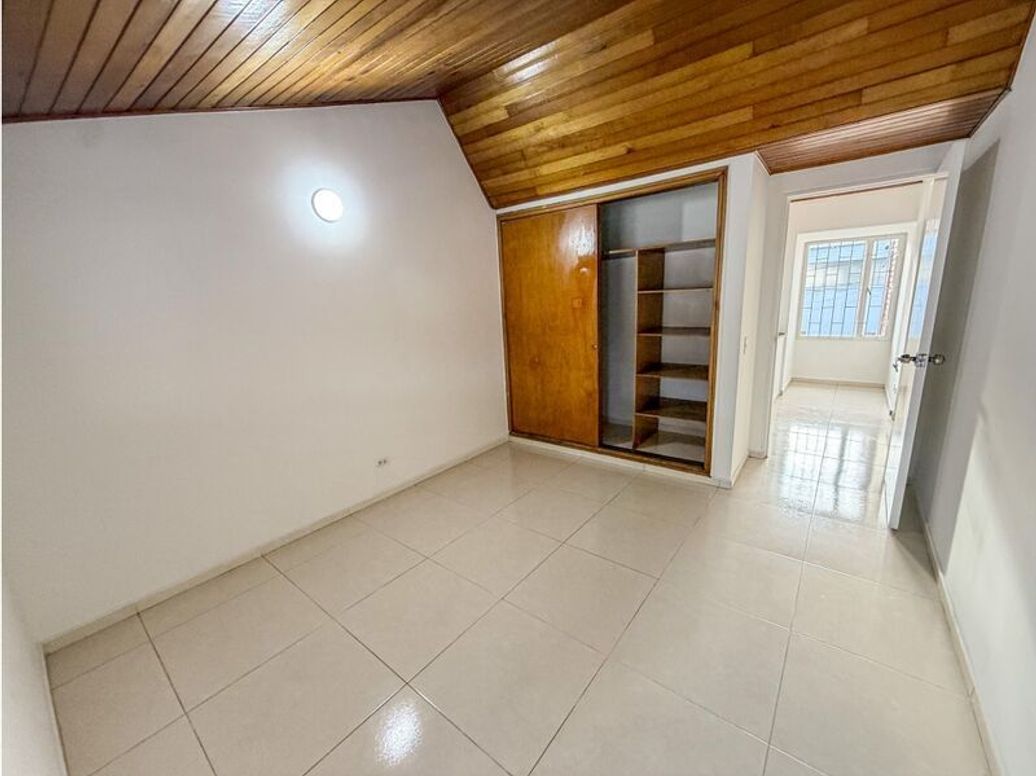 Casa de 6 alcobas en venta en La Patria, Bogotá, 250 m² · foto 14 de 20