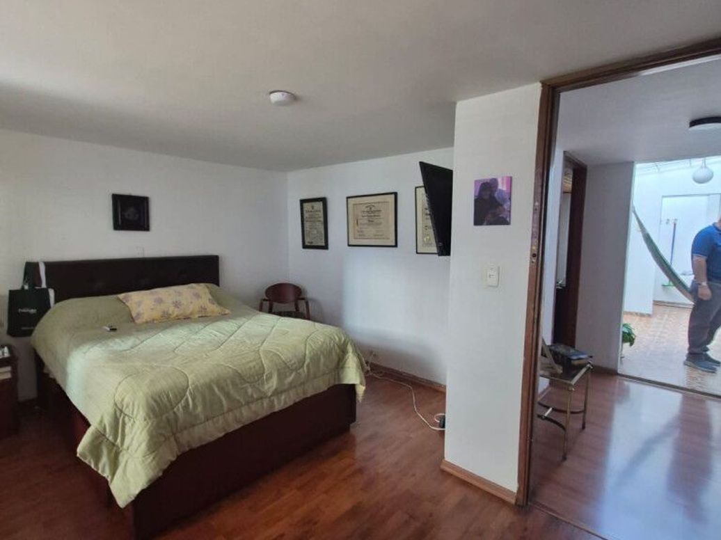 Apartamento de 3 alcobas en venta en Santa Barbara Central, Bogotá, 145 m² · foto 14 de 20