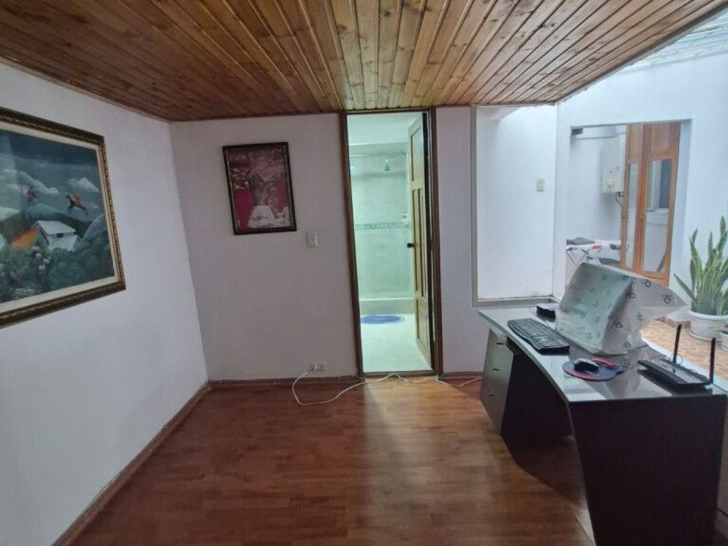 Apartamento de 3 alcobas en venta en Santa Barbara Central, Bogotá, 145 m² · foto 17 de 20