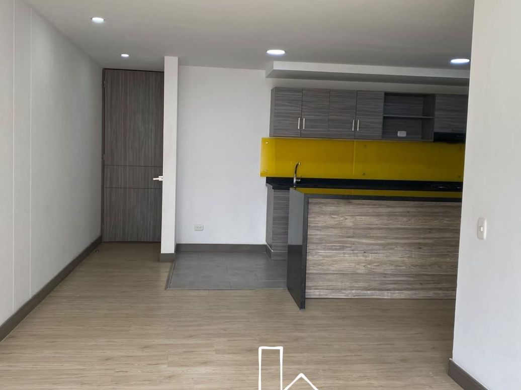 Apartamento de 3 alcobas en venta en Villa Claudia, Bogotá, 79 m² · foto 2 de 20