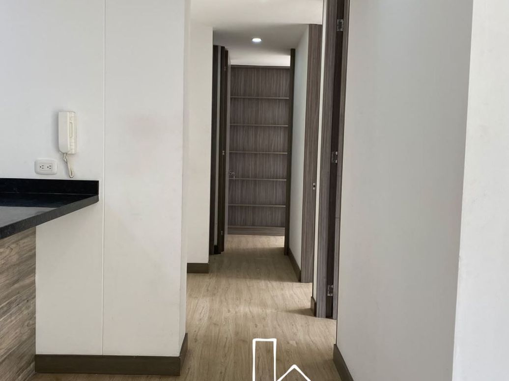 Apartamento de 3 alcobas en venta en Villa Claudia, Bogotá, 79 m² · foto 6 de 20
