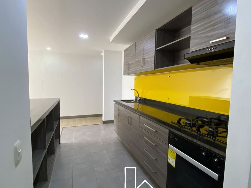 Apartamento de 3 alcobas en venta en Villa Claudia, Bogotá, 79 m² · foto 12 de 20