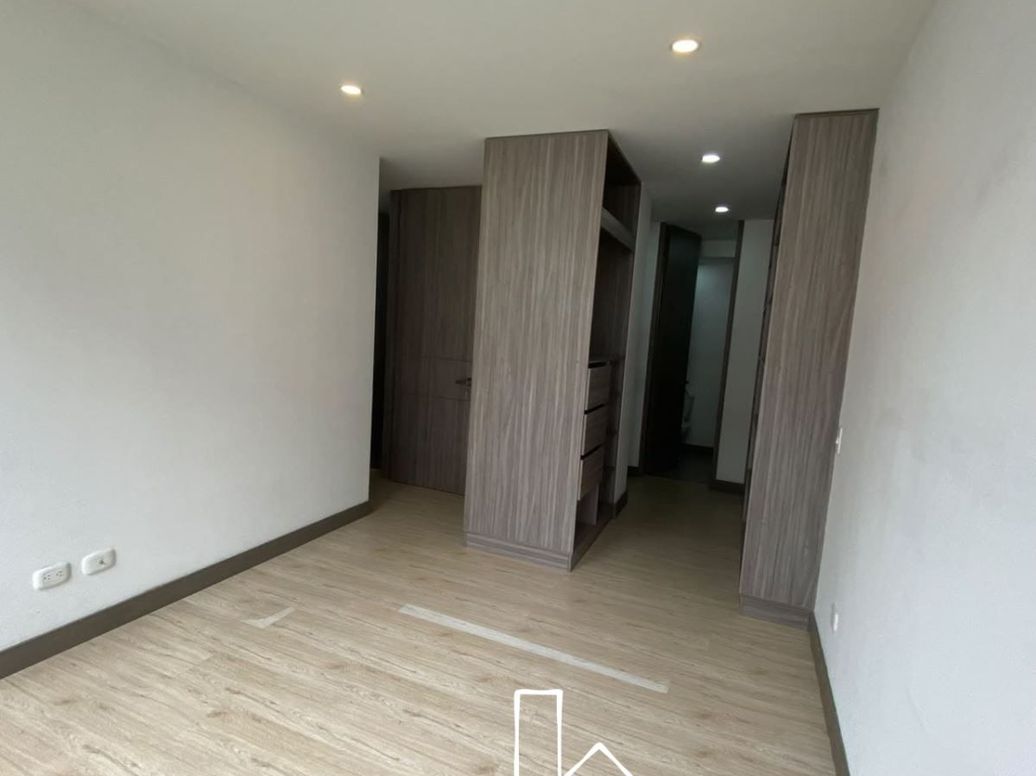Apartamento de 3 alcobas en venta en Villa Claudia, Bogotá, 79 m² · foto 10 de 20