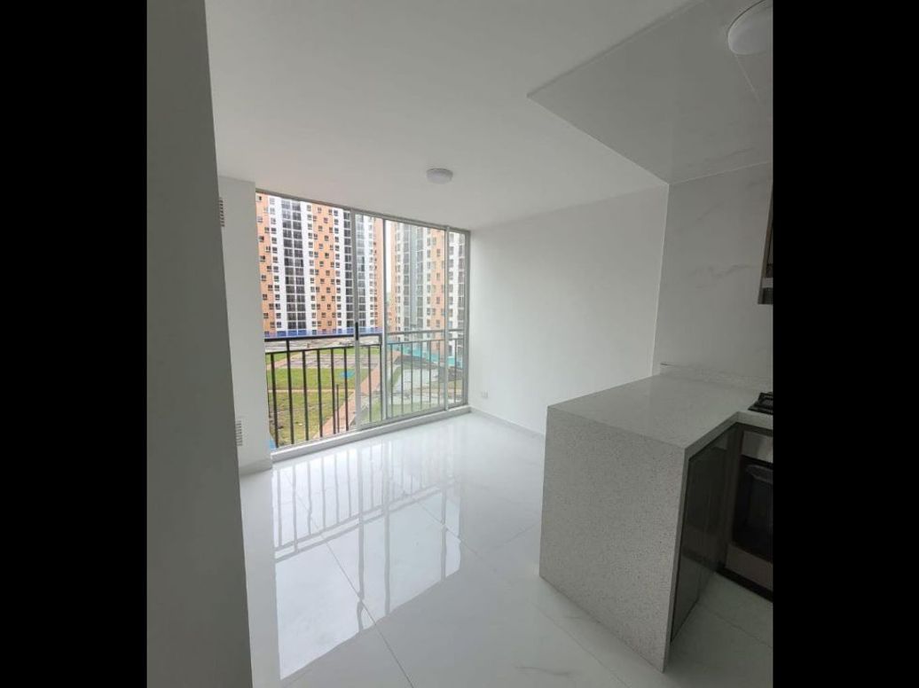 Apartamento de 2 alcobas en venta en Villemar Fontibon, Bogotá, 45 m² · foto 4 de 13