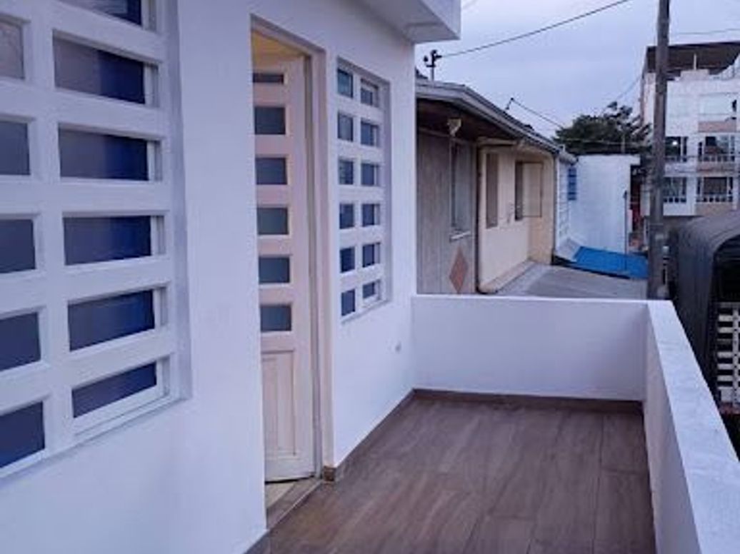 Casa de 5 alcobas en venta en Ciudad Kennedy Central, Bogotá, 324 m² · foto 9 de 20