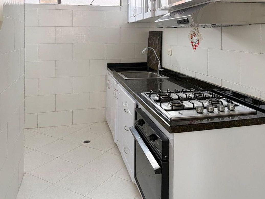 Apartamento de 2 alcobas en venta en La Cabaña, Bogotá, 46 m² · foto 12 de 14