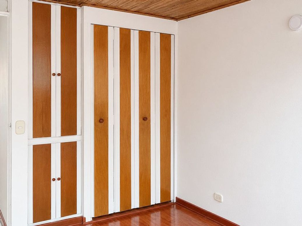 Apartamento de 2 alcobas en venta en La Cabaña, Bogotá, 46 m² · foto 9 de 14