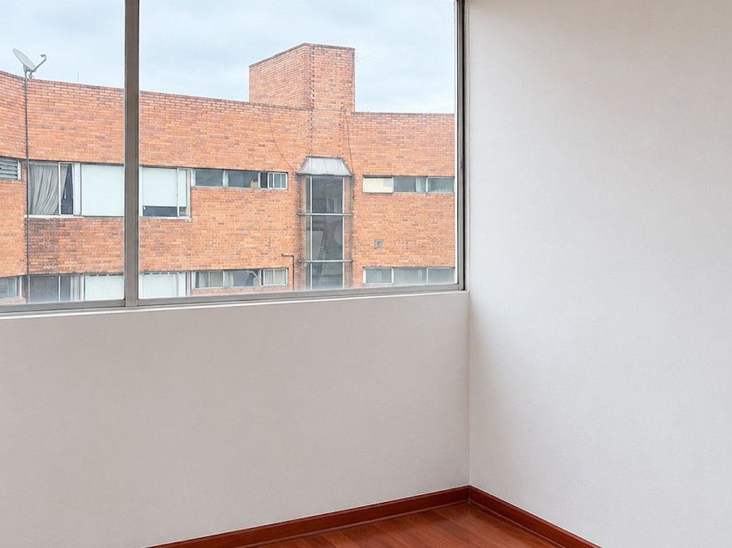 Apartamento de 2 alcobas en venta en La Cabaña, Bogotá, 46 m² · foto 10 de 14