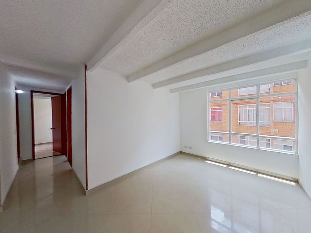 Apartamento de 3 alcobas en venta en Campo Alegre, Bogotá, 45 m² · foto 8 de 9