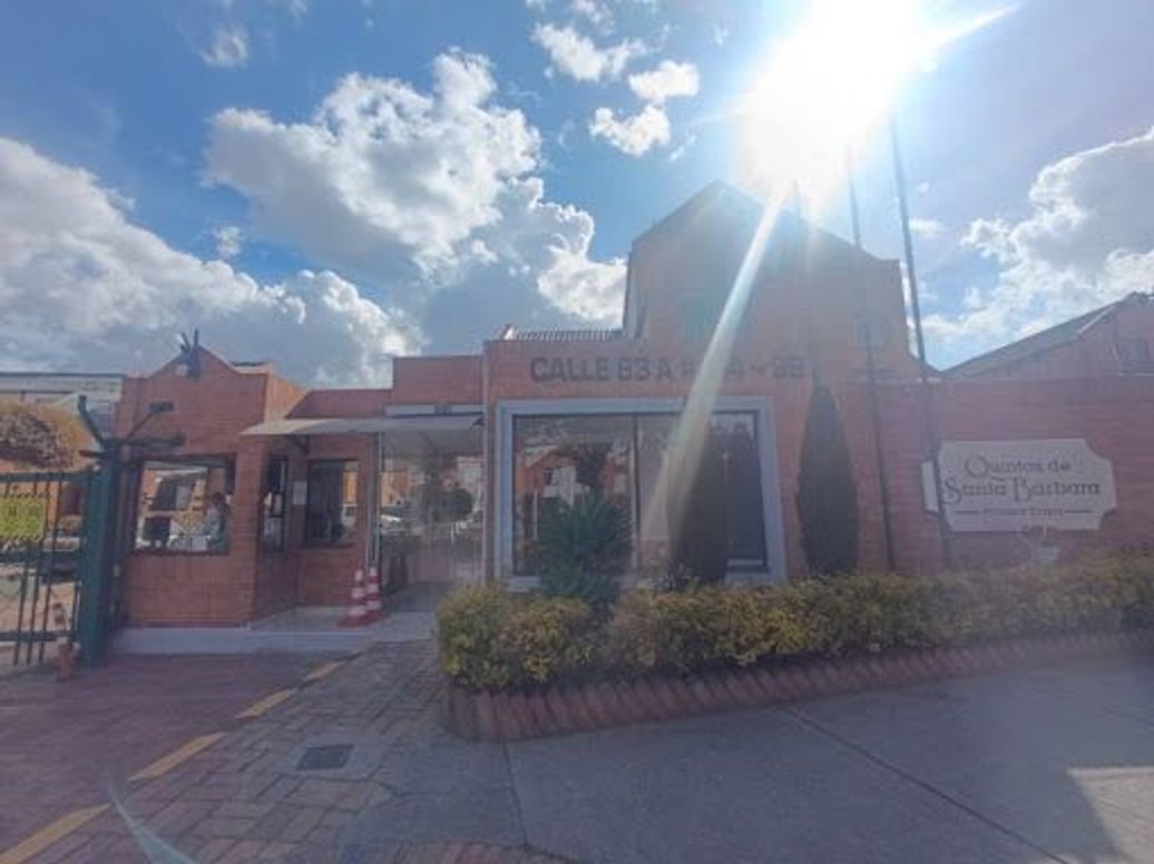ARRIENDO de CASA RESIDENCIAL en EL CORTIJO, BOGOTA en El Cortijo