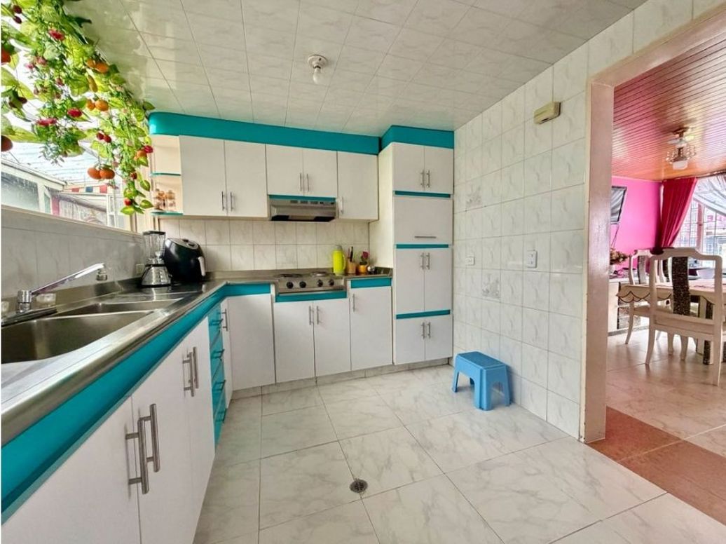 Apartamento de 4 alcobas en venta en Chapinero Central, Bogotá, 102 m² · foto 6 de 18