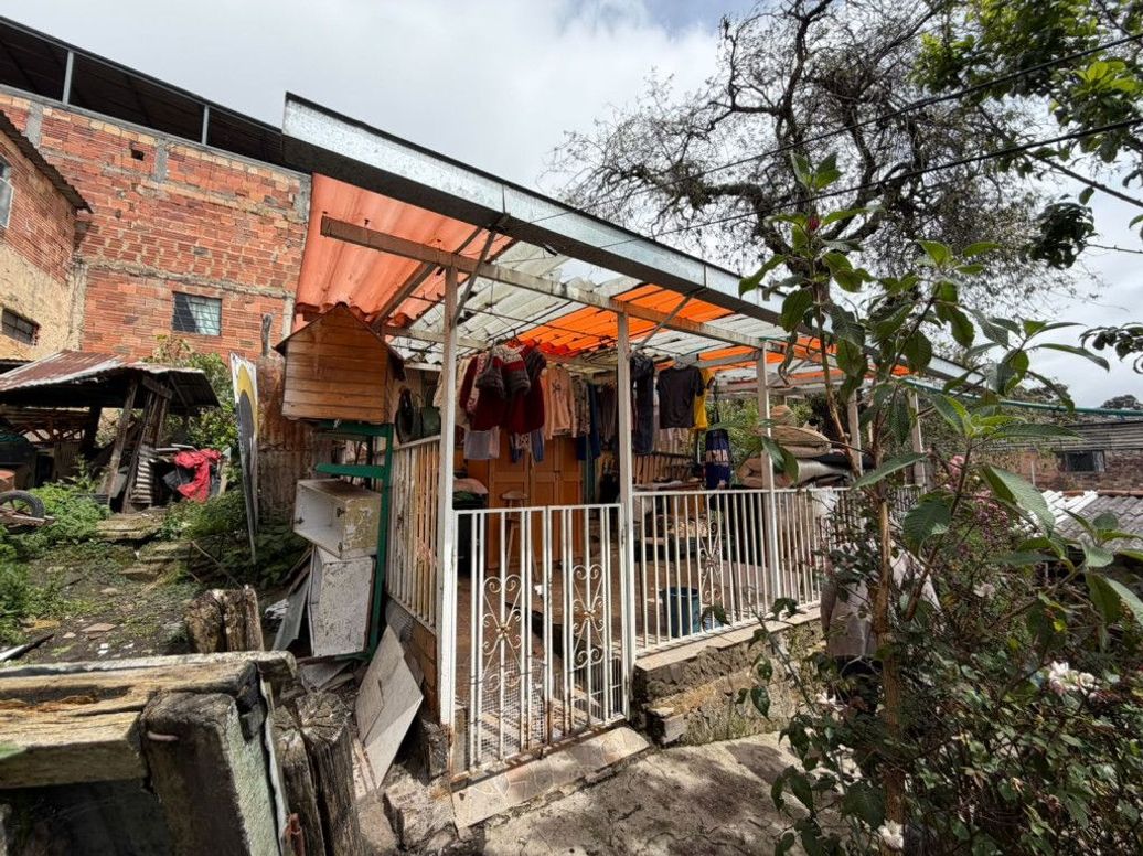 Casa de 5 alcobas en venta en Tivaque, Bogotá, 352 m² · foto 8 de 13