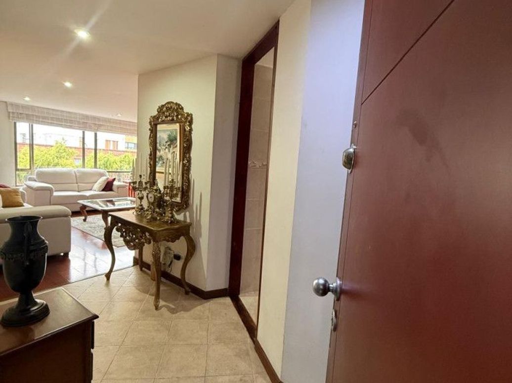 Apartamento de 3 alcobas en venta en Lisboa, Bogotá, 110 m² · foto 3 de 18