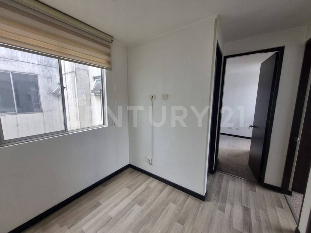 Apartamento de 3 alcobas en venta en Urbanización Castilla Reservado, Bogotá, 78 m² · foto 4 de 20