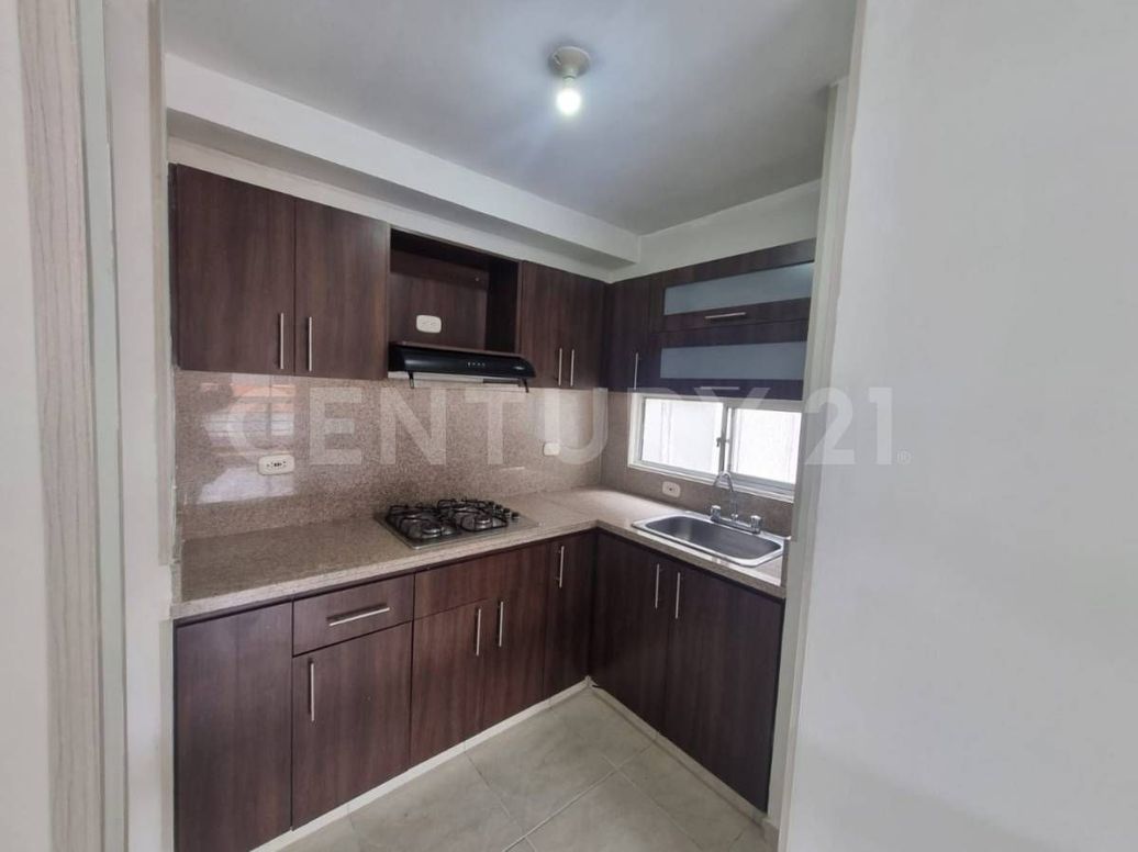 Apartamento de 3 alcobas en venta en Urbanización Castilla Reservado, Bogotá, 78 m² · foto 5 de 20