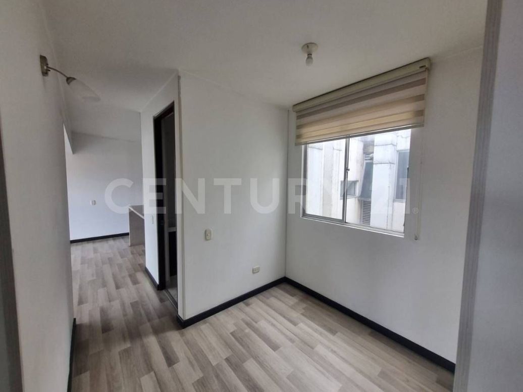 Apartamento de 3 alcobas en venta en Urbanización Castilla Reservado, Bogotá, 78 m² · foto 18 de 20