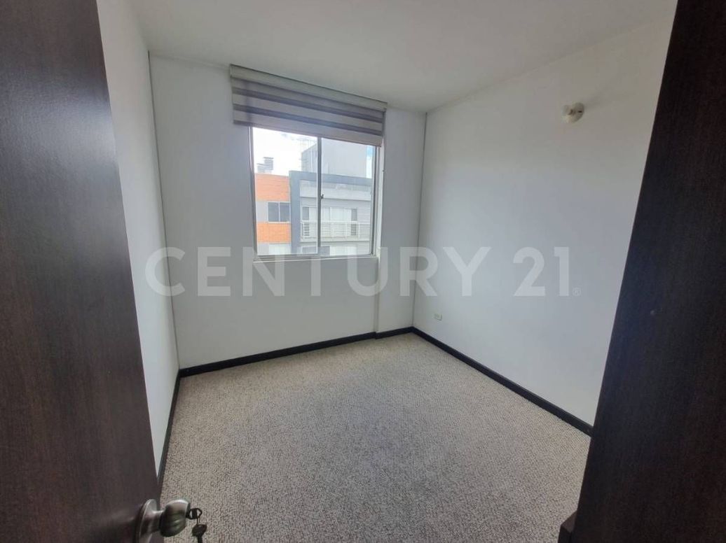 Apartamento de 3 alcobas en venta en Urbanización Castilla Reservado, Bogotá, 78 m² · foto 12 de 20