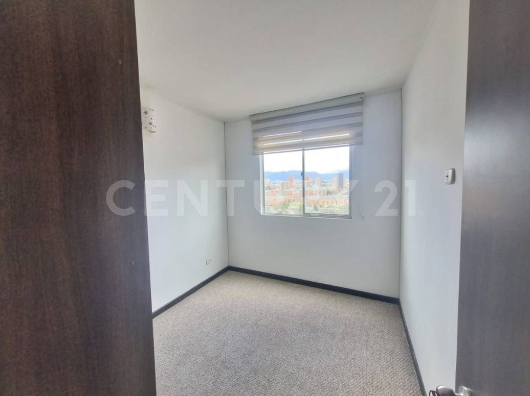 Apartamento de 3 alcobas en venta en Urbanización Castilla Reservado, Bogotá, 78 m² · foto 14 de 20
