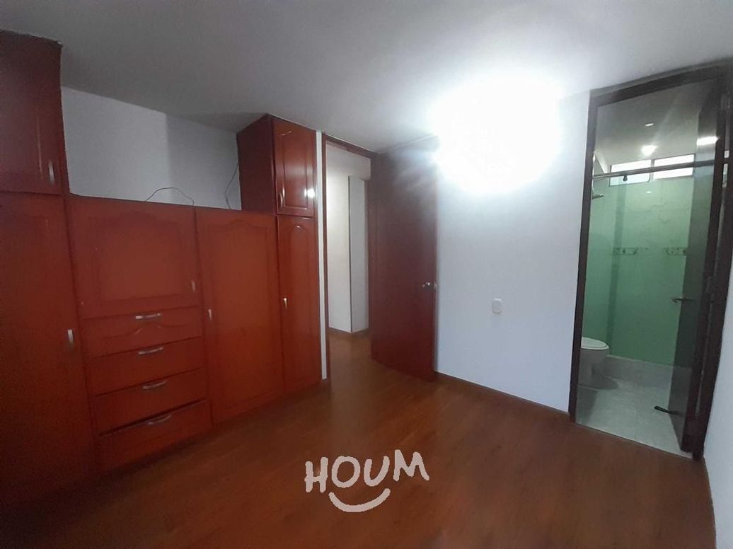 Apartamento de 3 alcobas en venta en Campo Alegre, Bogotá, 47 m² · foto 11 de 20