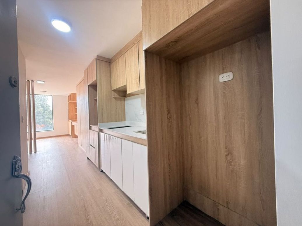 Apartamento de 1 alcoba en venta en San Ignacio, Bogotá, 28 m² · foto 4 de 20