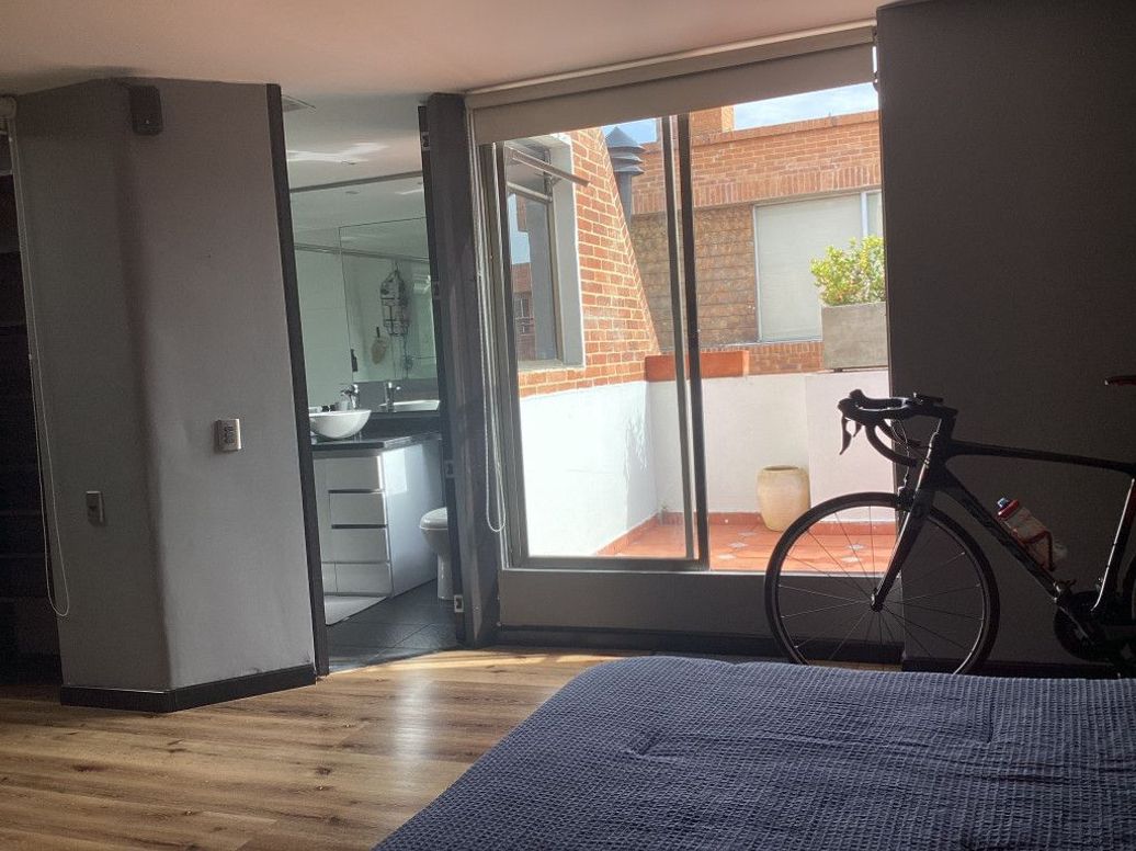 Apartamento de 3 alcobas en venta en Santa Barbara Occidental, Bogotá, 187 m² · foto 14 de 20