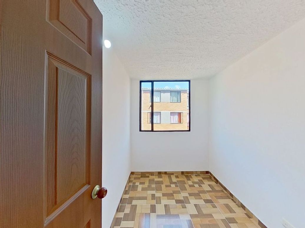 Apartamento de 3 alcobas en venta en Centro Usme, Bogotá, 49 m² · foto 7 de 10