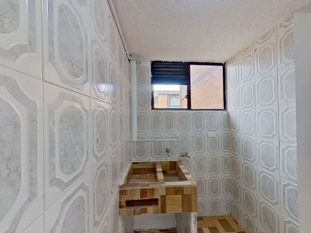 Apartamento de 3 alcobas en venta en Centro Usme, Bogotá, 49 m² · foto 10 de 10