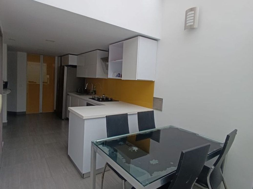 Casa de 4 alcobas en venta en Mónaco, Bogotá, 318 m² · foto 6 de 20