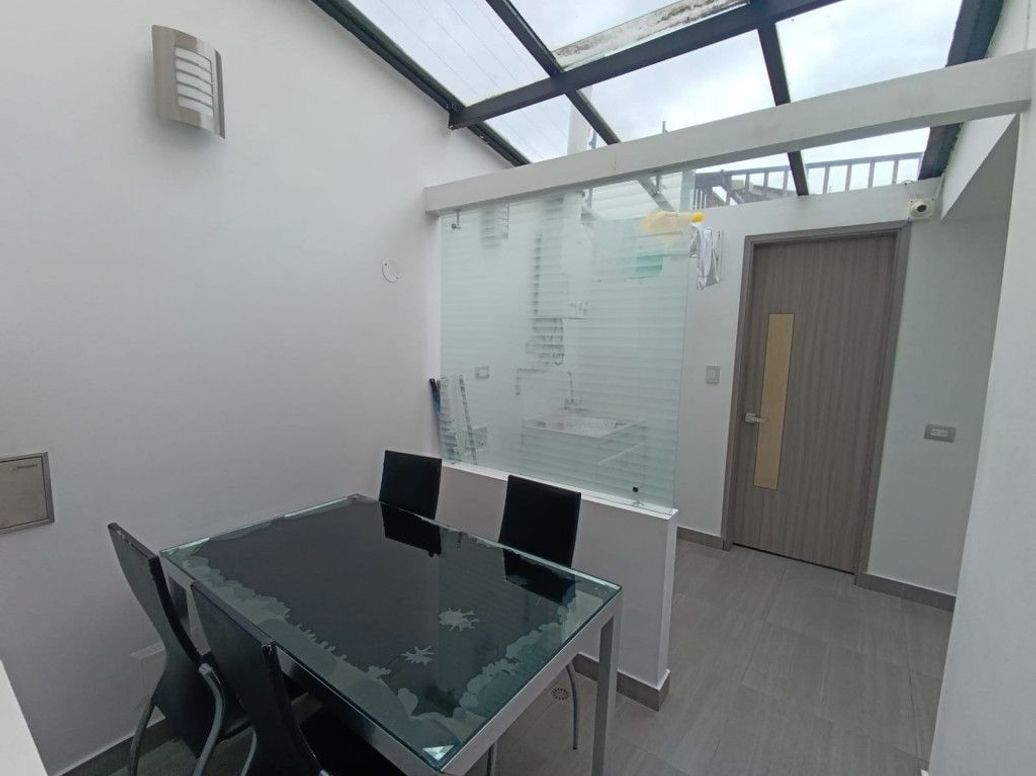 Casa de 4 alcobas en venta en Mónaco, Bogotá, 318 m² · foto 7 de 20