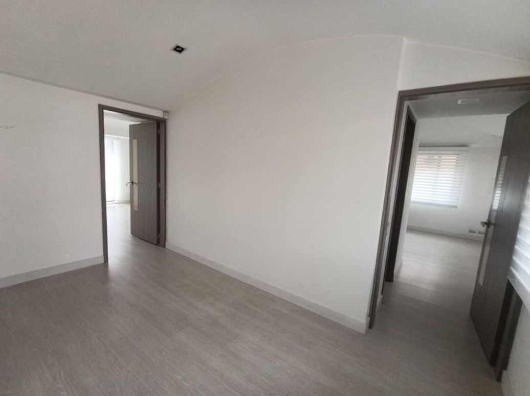 Casa de 4 alcobas en venta en Mónaco, Bogotá, 318 m² · foto 19 de 20
