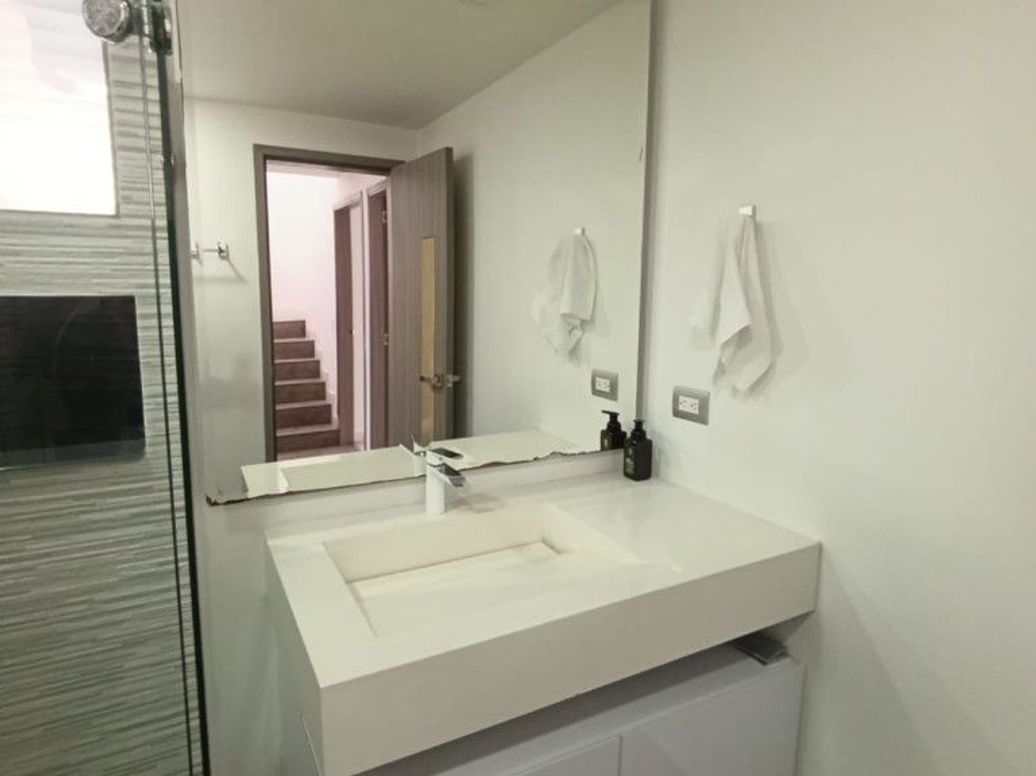 Casa de 4 alcobas en venta en Mónaco, Bogotá, 318 m² · foto 16 de 20