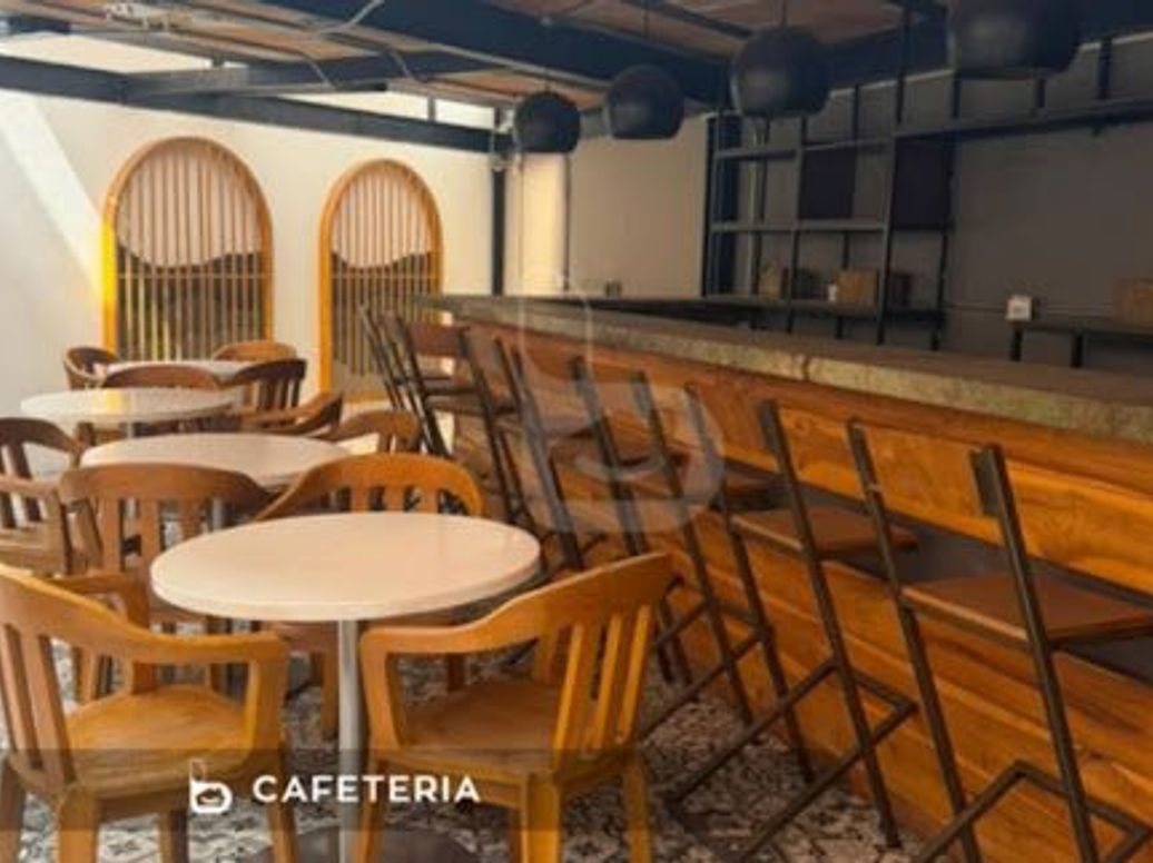 Casa de 8 alcobas en arriendo en Chapinero Alto, Bogotá, 350 m² · foto 10 de 12