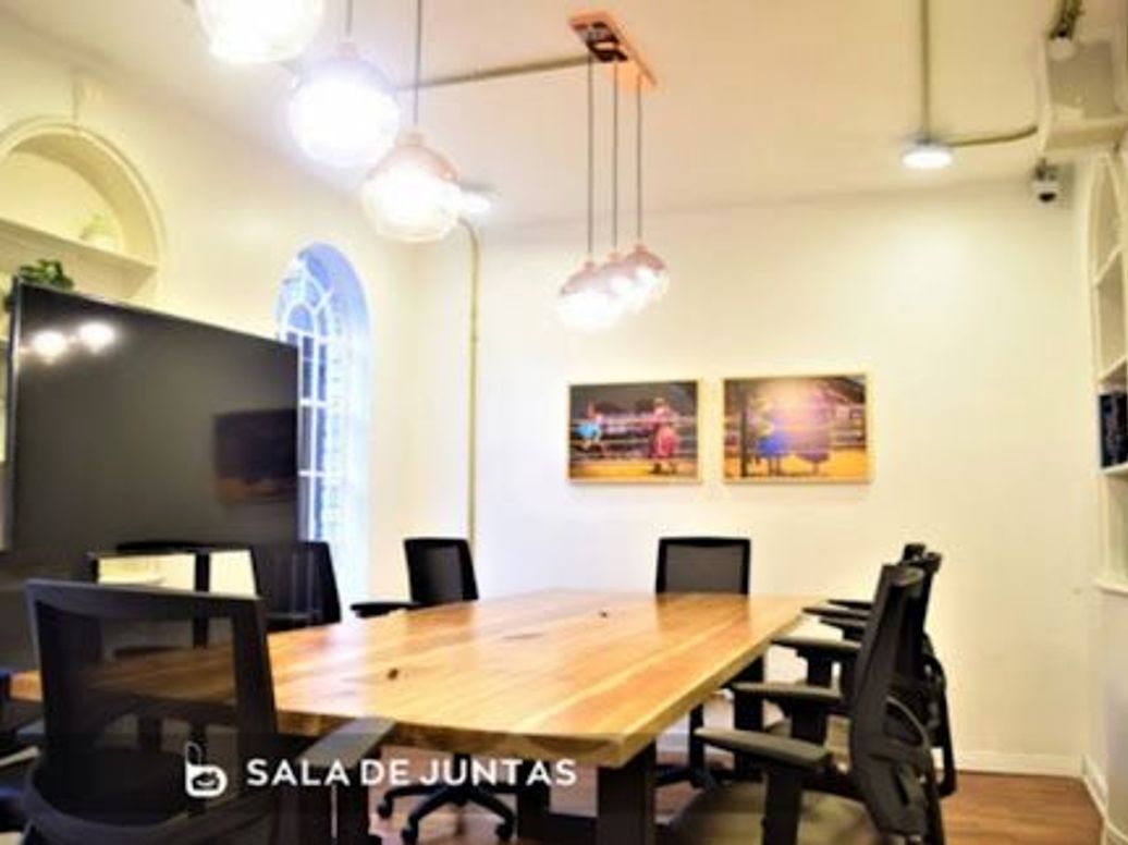 Casa de 8 alcobas en arriendo en Chapinero Alto, Bogotá, 350 m² · foto 8 de 12
