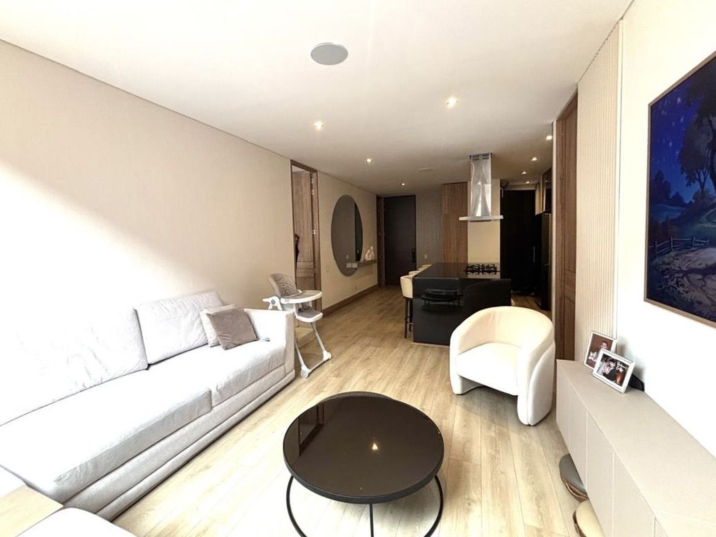 Apartamento de 2 alcobas en venta en San Patricio, Bogotá, 97 m² · foto 2 de 20
