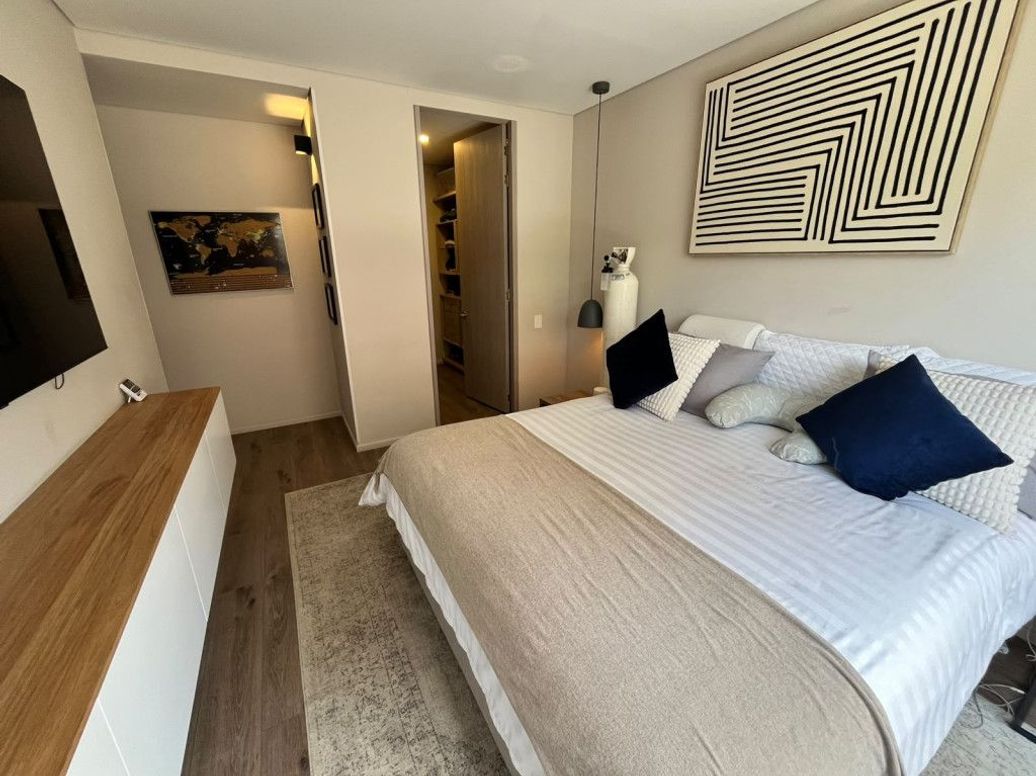 Apartamento de 2 alcobas en venta en Santa Barbara Oriental, Bogotá, 81 m² · foto 14 de 15