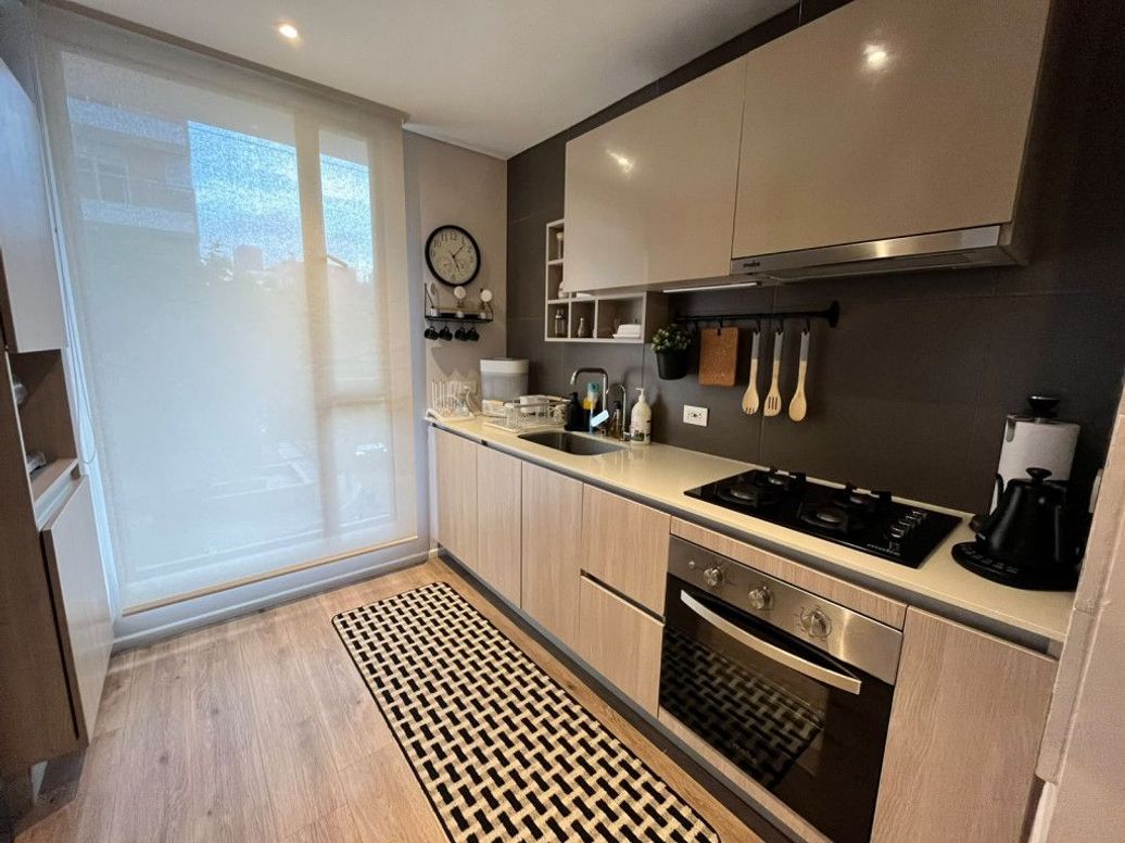 Apartamento de 2 alcobas en venta en Santa Barbara Oriental, Bogotá, 81 m² · foto 7 de 15