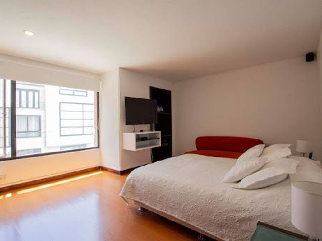 Apartamento de 5 alcobas en venta en Bosque De Pinos, Bogotá, 259 m² · foto 17 de 20