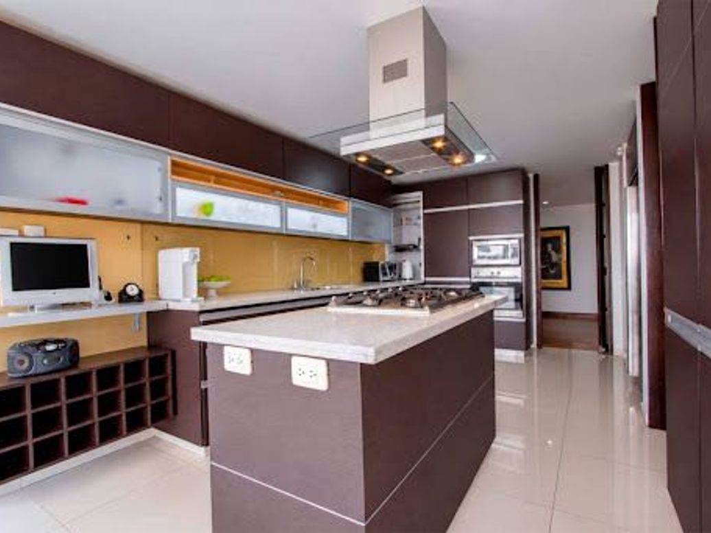 Apartamento de 5 alcobas en venta en Bosque De Pinos, Bogotá, 259 m² · foto 12 de 20