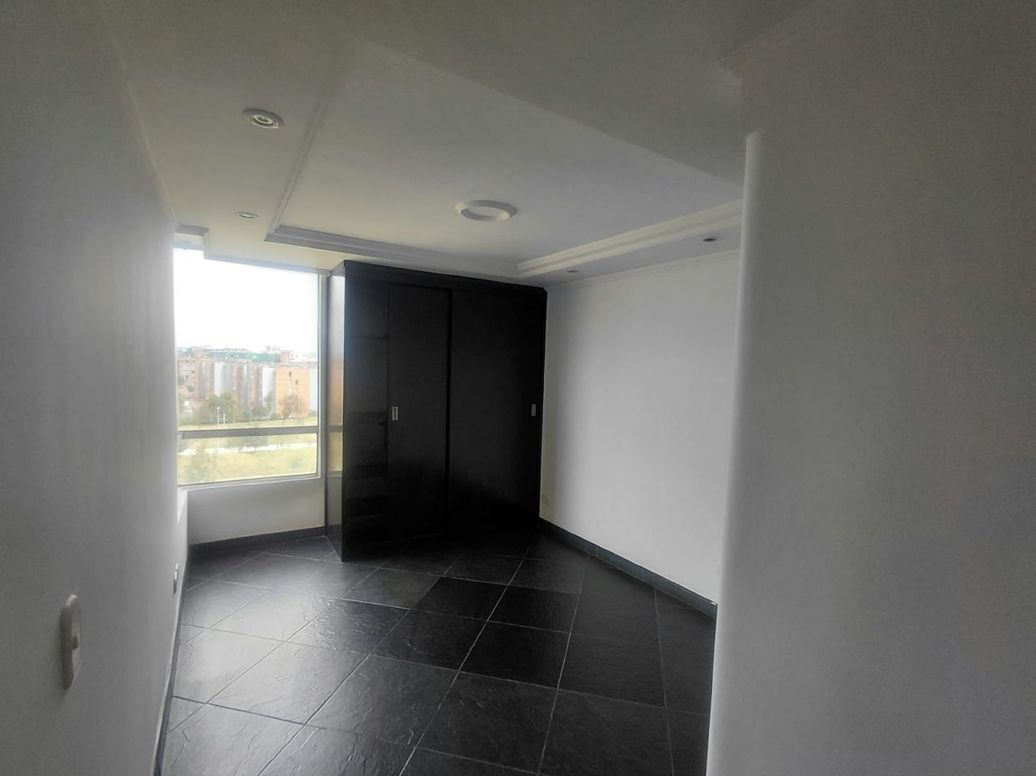 Apartamento de 3 alcobas en venta en La Felicidad, Bogotá, 59 m² · foto 15 de 20