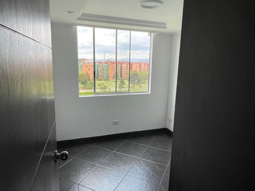 Apartamento de 3 alcobas en venta en La Felicidad, Bogotá, 59 m² · foto 9 de 20