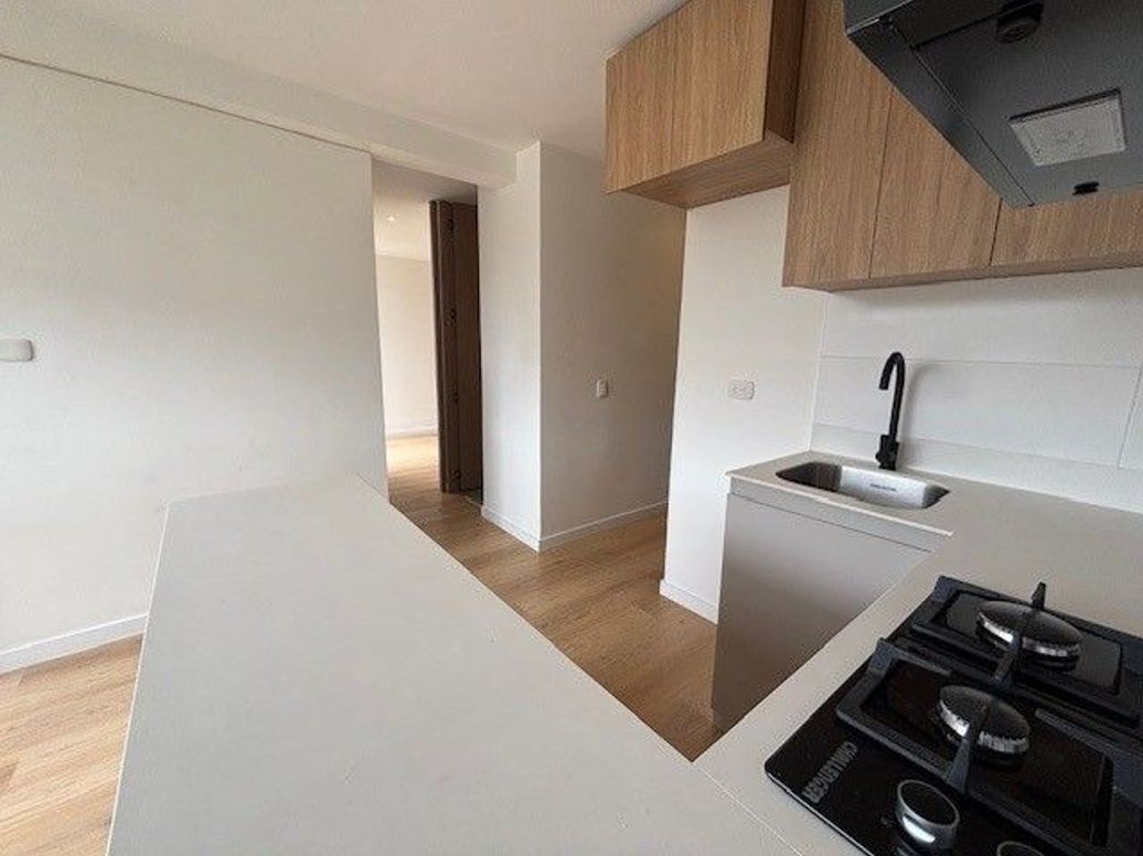 Apartamento de 2 alcobas en venta en El Plan, Bogotá, 41 m² · foto 6 de 20