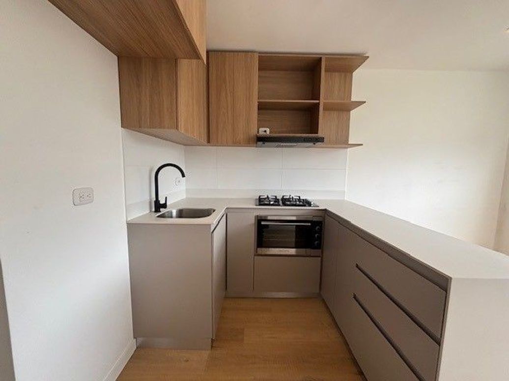 Apartamento de 2 alcobas en venta en El Plan, Bogotá, 41 m² · foto 10 de 20
