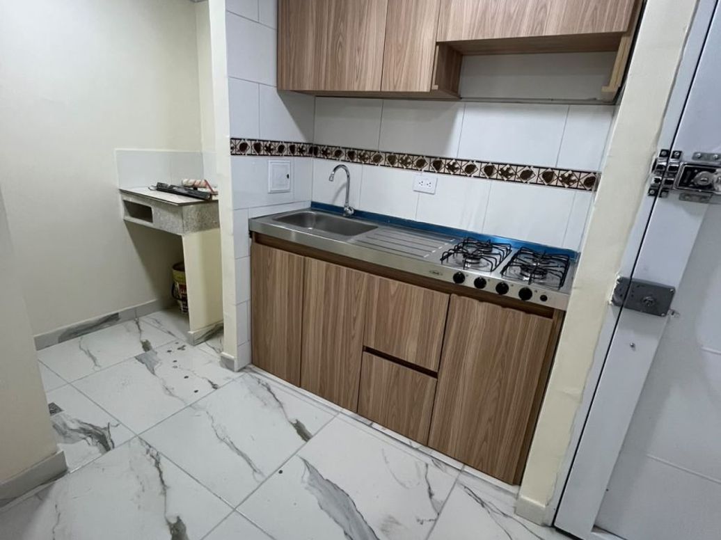 Apartamento de 3 alcobas en arriendo en El Playón, Bogotá, 41 m² · foto 5 de 10